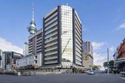 Strategically located office tower in central Auckland