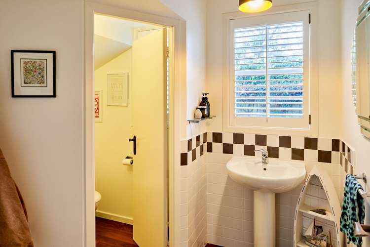 25 Cheviot Road Lowry Bay_24