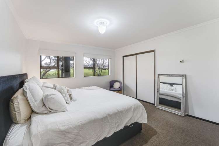 2/62A Tipahi Street Nelson South_12