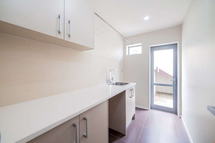 24a Beach Road Castor Bay_7