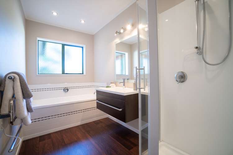 6 Airport Drive Milson_15