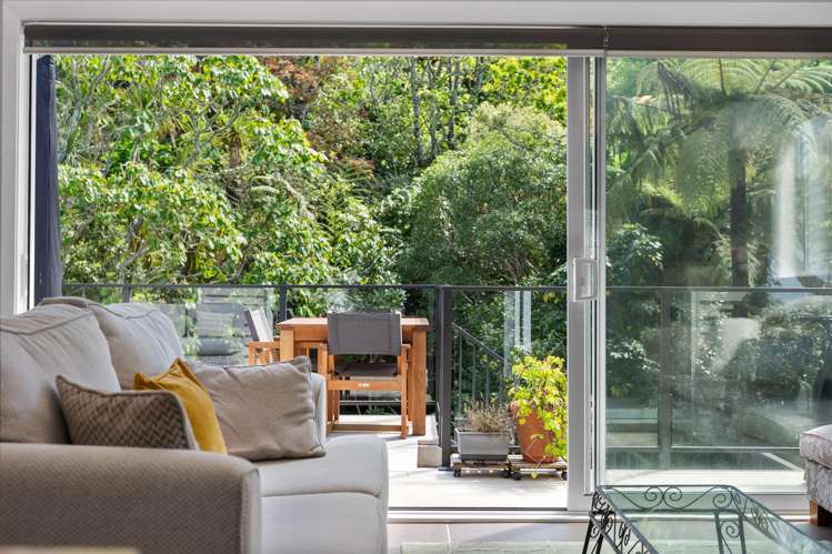 14 Friend Street Karori_9