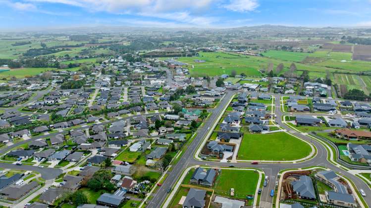 26 Trevor Mcmiken Drive Patumahoe_12