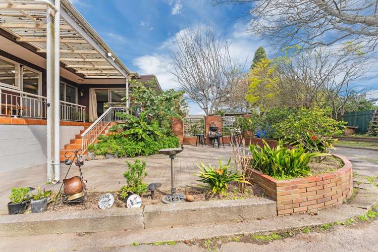 6 Youngs Road Papakura_3