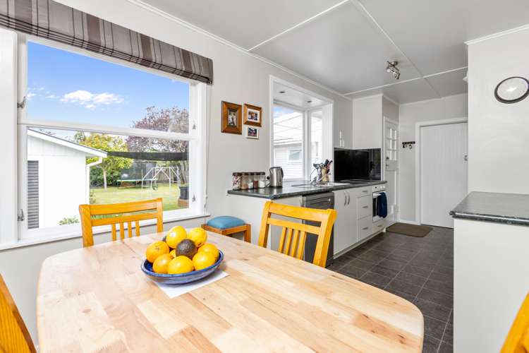 32 Wavell Crescent Masterton_6