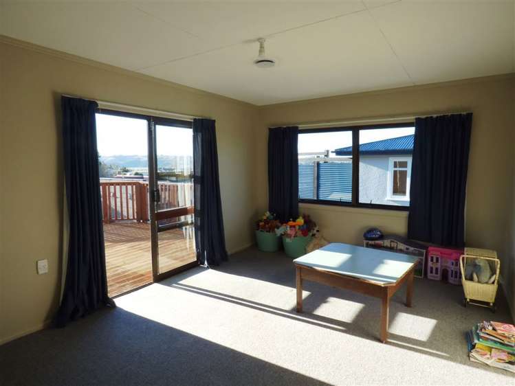 66 Lewin Street Balclutha_17