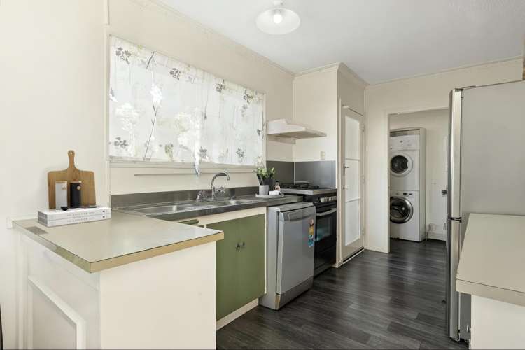 4 Splitt Avenue Glenview_6