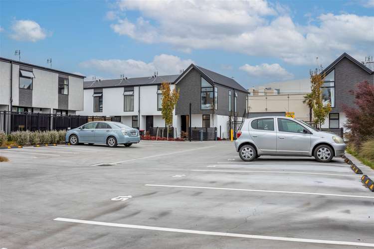 8/10 New Brighton Road Shirley_12