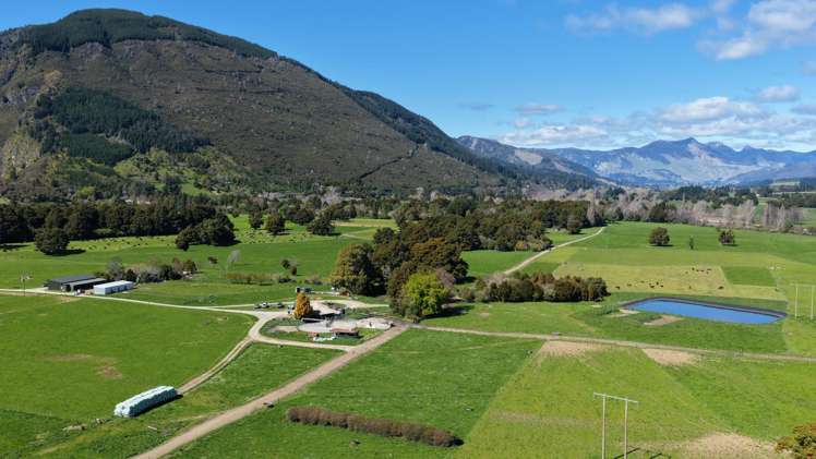 574 East Takaka Road_0