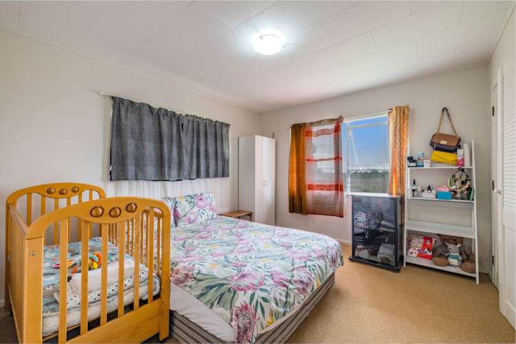 18 Rukumoana Place Clendon Park_11