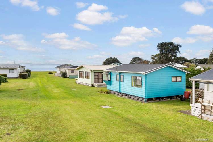 C2/535 Grahams Beach Road_2