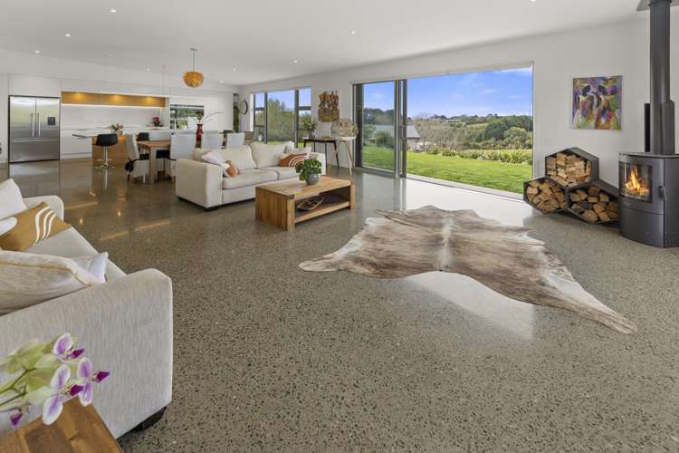 6 Shirtcliff Lane Redwood Valley_8