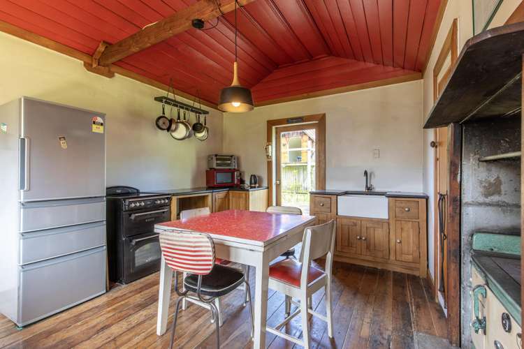 48 Phillips Street Tikokino_25