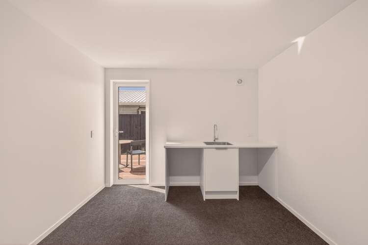 4/12 Fleming Street North New Brighton_11