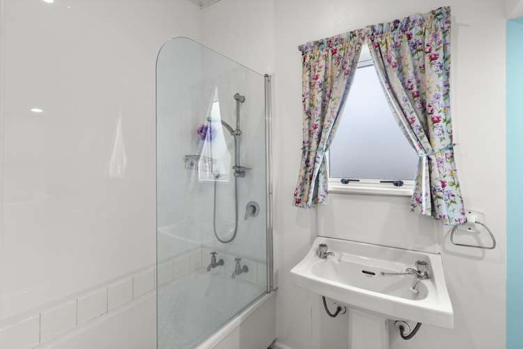 905 Southland Road Raureka_8