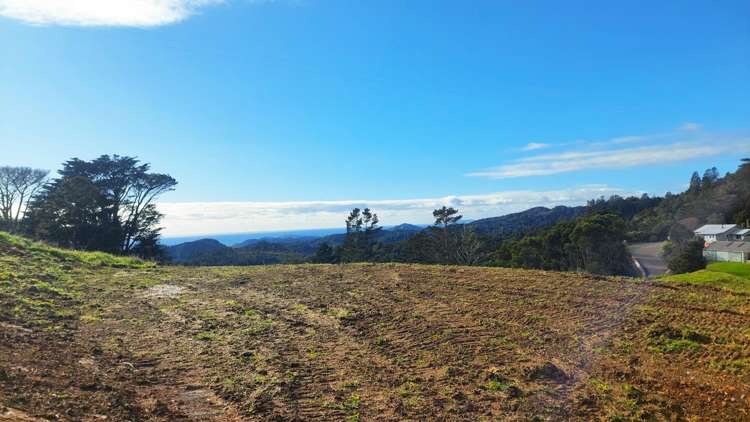 1403 Russell Road Helena Bay_11