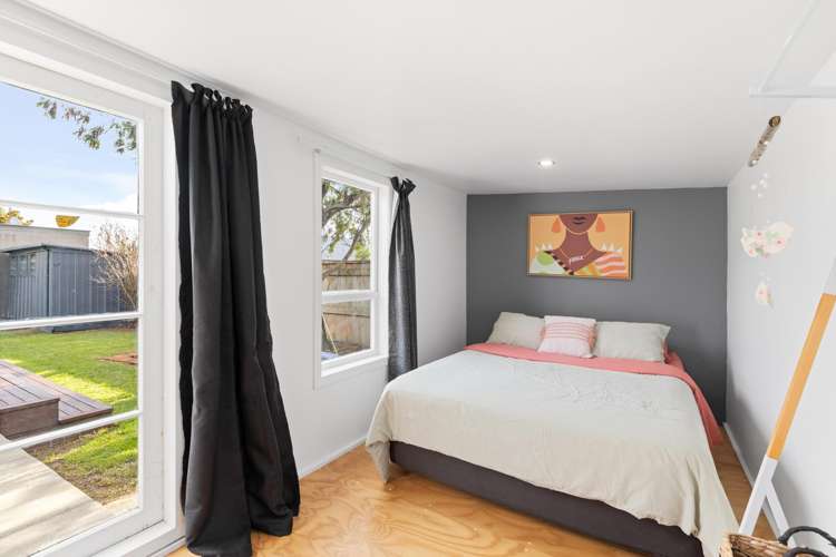 92 New Renwick Road Burleigh_23