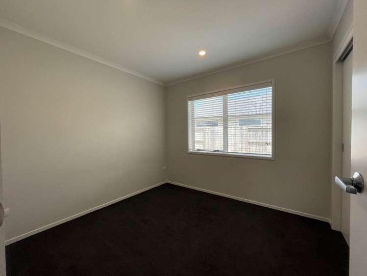 14 Kahuparere Crescent Pyes Pa_7