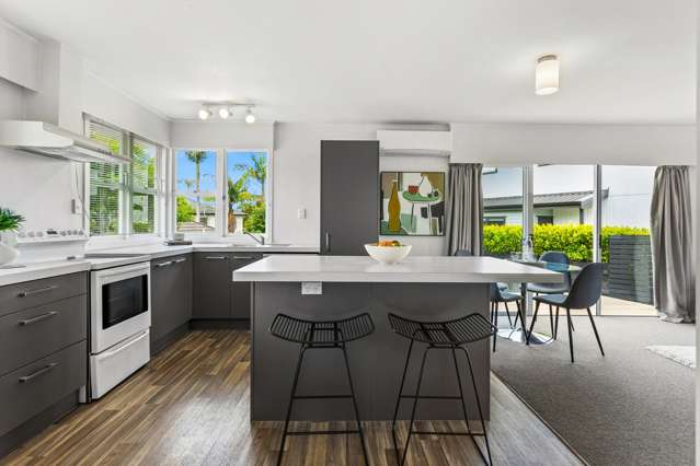 2/111 Hobsonville Road West Harbour_4