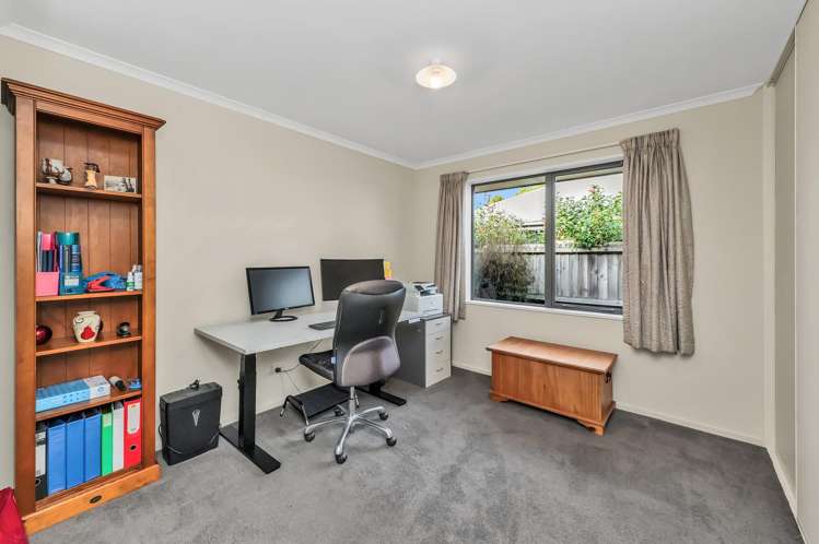 16 Stanwood Grove Darfield_19