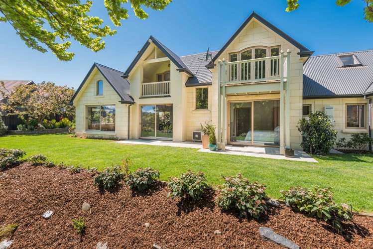 34 Beacon Point Road Wanaka_1
