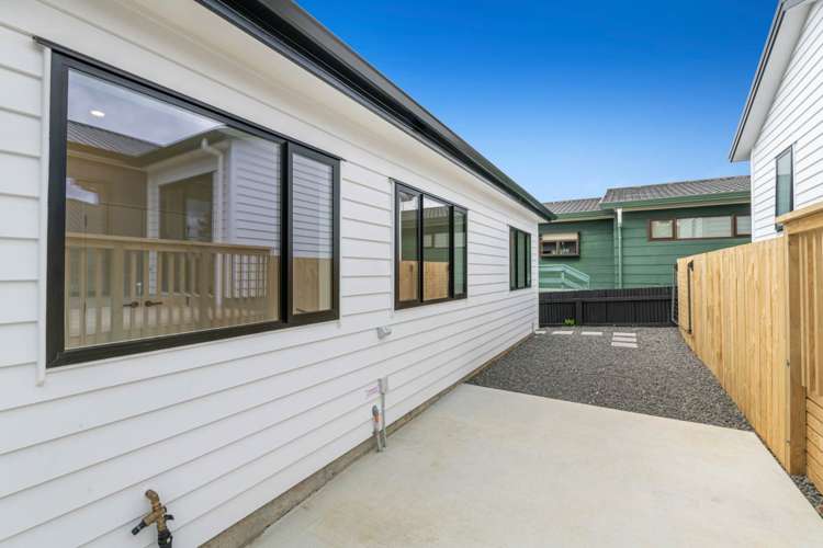 19a Red Beach Road Red Beach_19