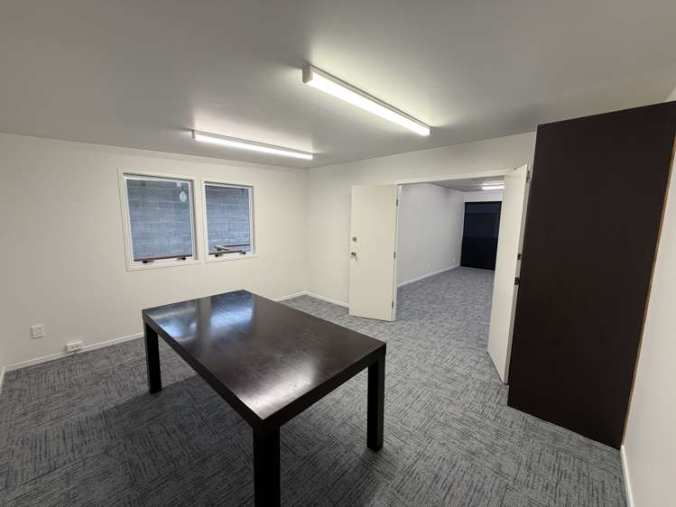 2/7 Vega Place Albany_2