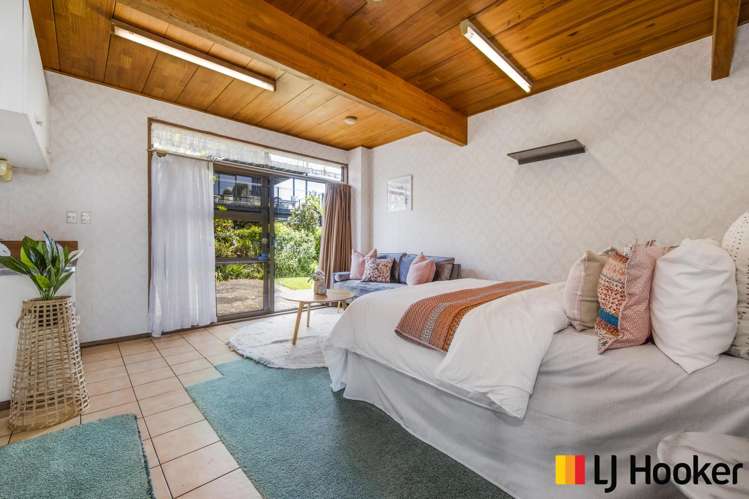 54 Carnoustie Drive Wattle Downs_17