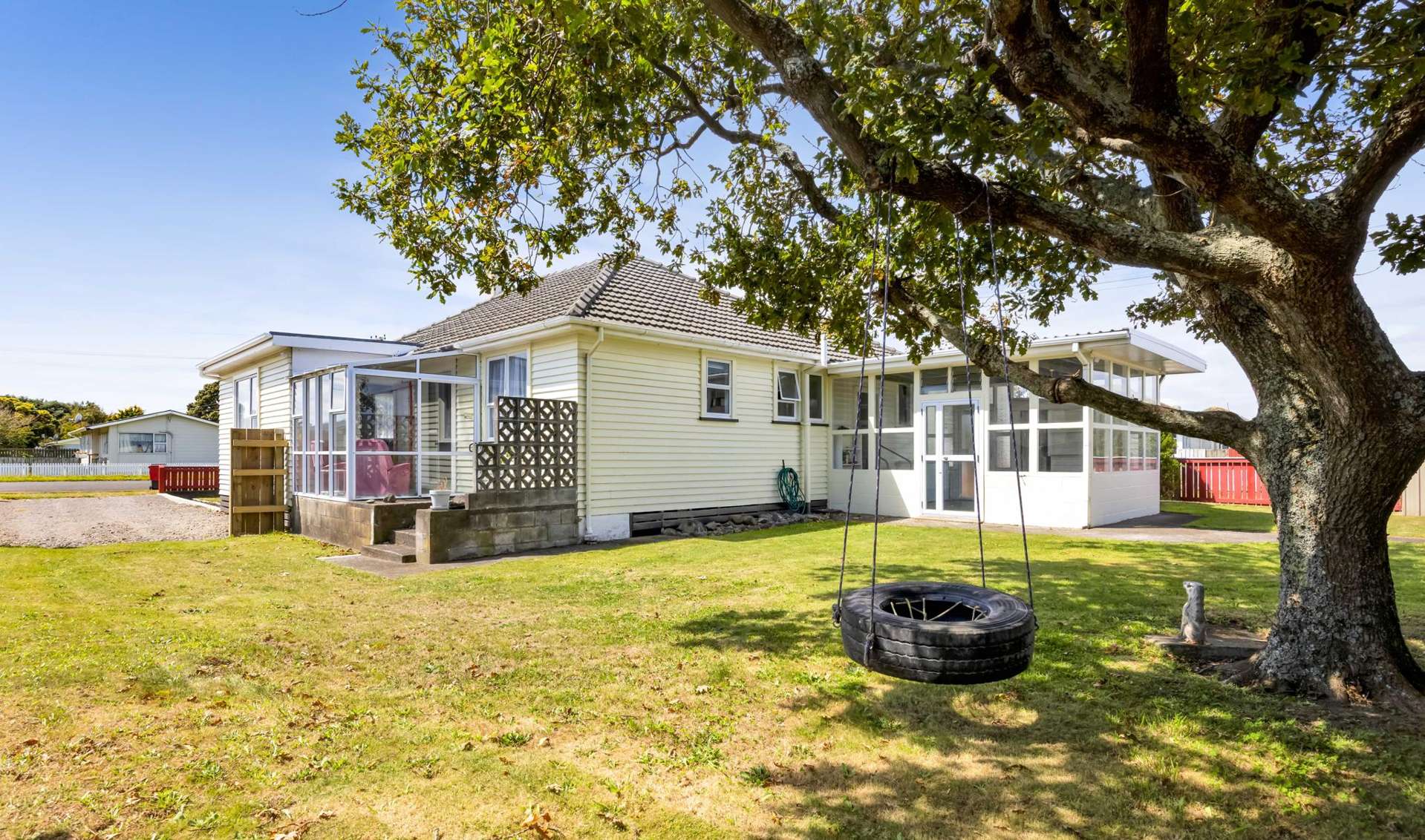 2 Acourt Street Hawera_0