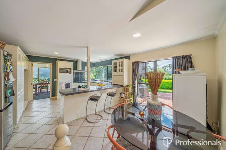8 Plantagenet Grove Kingsley Heights_3