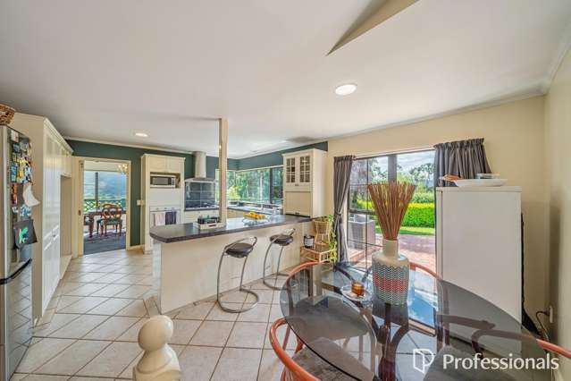 8 Plantagenet Grove Kingsley Heights_3