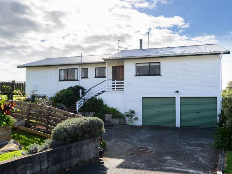 10 Saint Marys Road Waipukurau and Surrounds_14