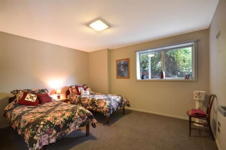 630 Peninsula Road Kelvin Heights_11