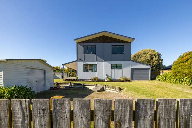 3 Tamarisk Drive Riversdale Beach_1