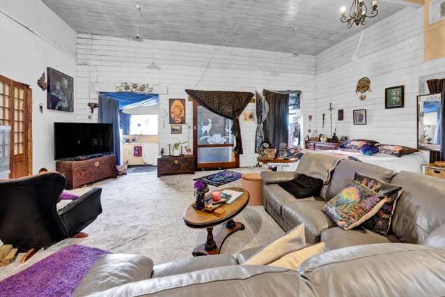 2124 Eltham Road Awatuna_1