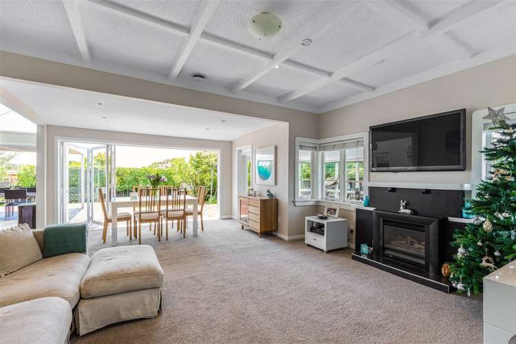 16 Empire Road Devonport_10