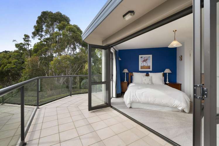 70 Waicola Drive Fitzherbert_36