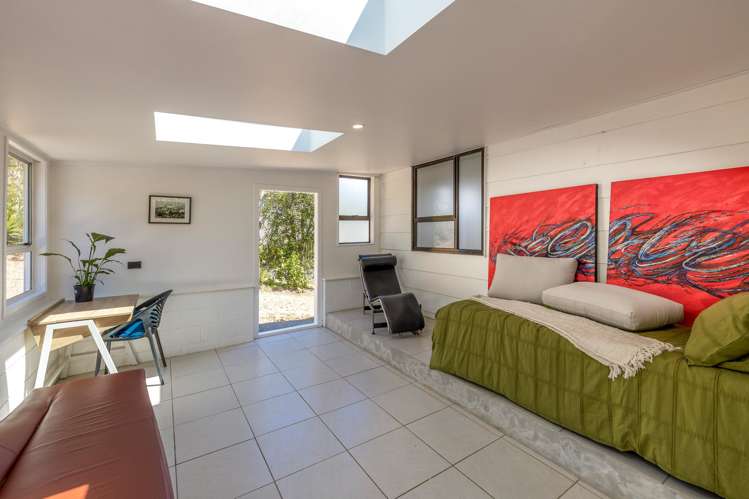 22 Wharf Road Ostend_12