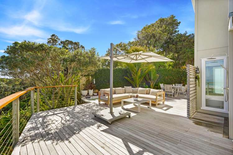 39 Oaia Road Muriwai_23