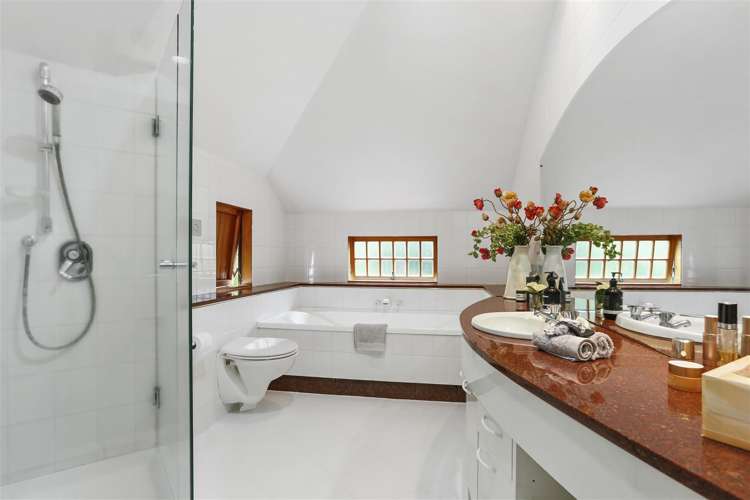 2/15 Sylvan Park Avenue Milford_2