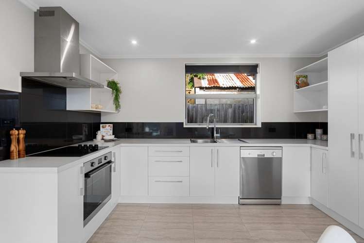 8B England Street Phillipstown_1