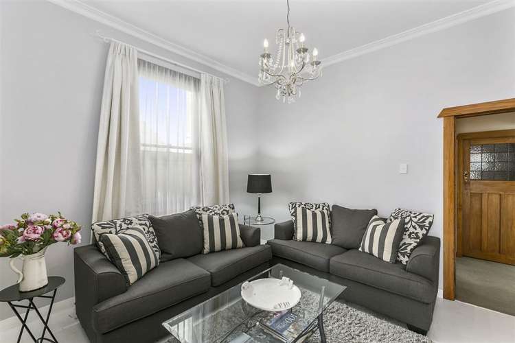 15 Thompson Street Mount Cook_6