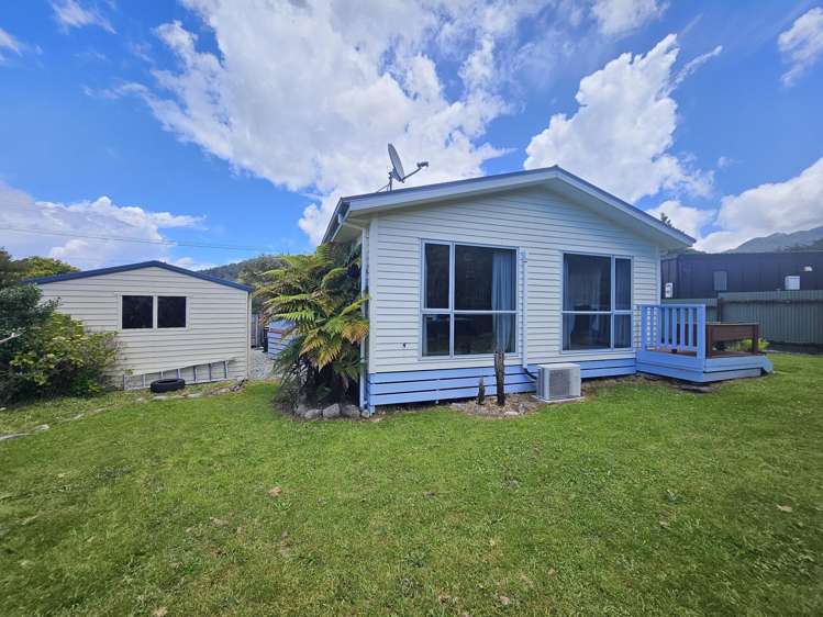 34 Hilton Street Blackball_11