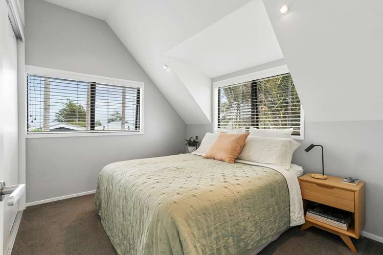 2/220 Point Chevalier Road Point Chevalier_11