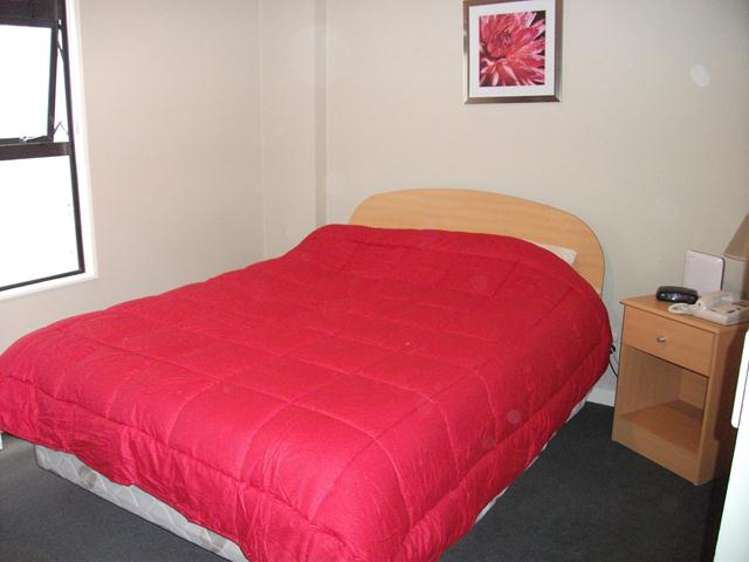 416/5 Aitken Street 1357_2