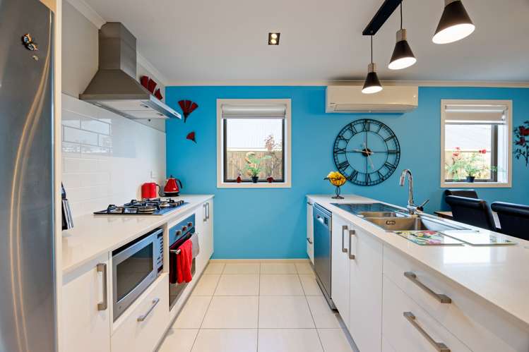 56 Benjamin Avenue Rototuna North_3