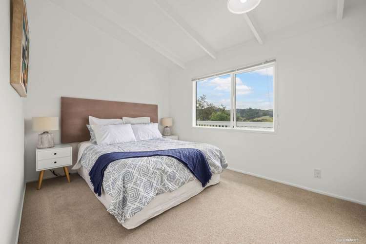 23 Hatfield Heights Hatfields Beach_21