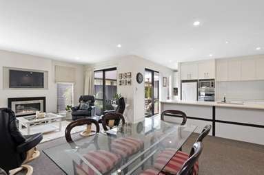 52 Faulks Drive_3