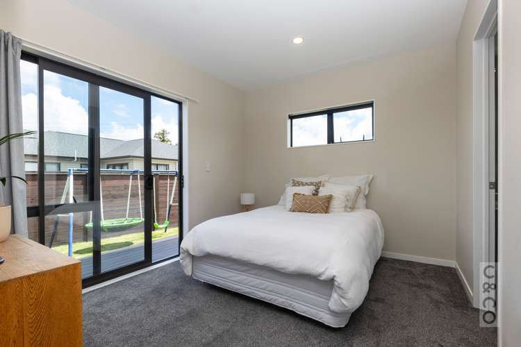 1 Duchess Way Riverhead_18