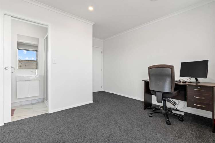 21 Dumas Place Rosehill_19